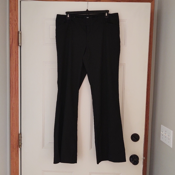 Mossimo straight leg black pants size women's 12 - Picture 3 of 5